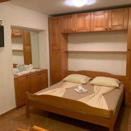 Lovely Studio Apartments Mali Raj Vrsar Dış mekan fotoğraf