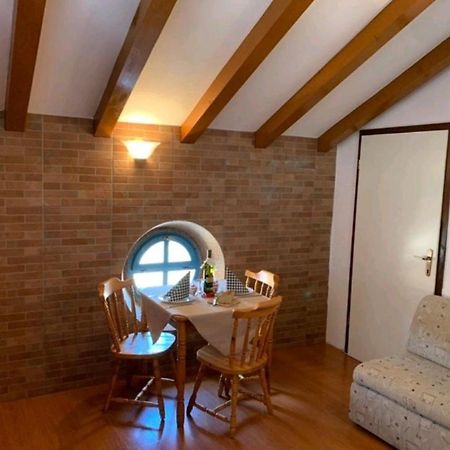 Lovely Studio Apartments Mali Raj Vrsar Dış mekan fotoğraf