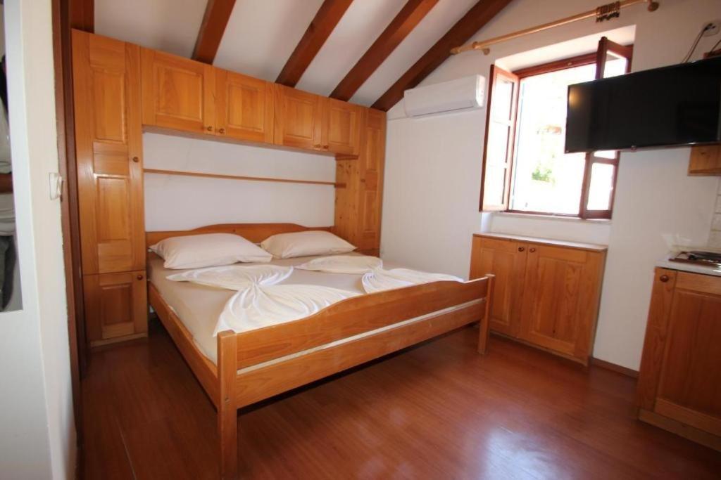 Lovely Studio Apartments Mali Raj Vrsar Dış mekan fotoğraf