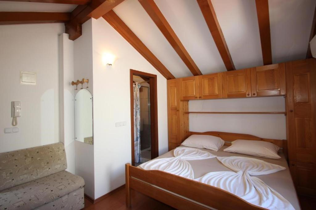 Lovely Studio Apartments Mali Raj Vrsar Dış mekan fotoğraf