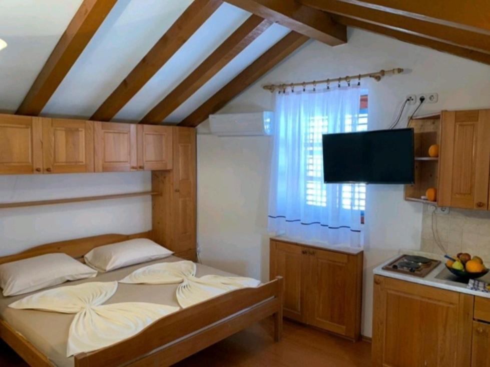 Lovely Studio Apartments Mali Raj Vrsar Dış mekan fotoğraf