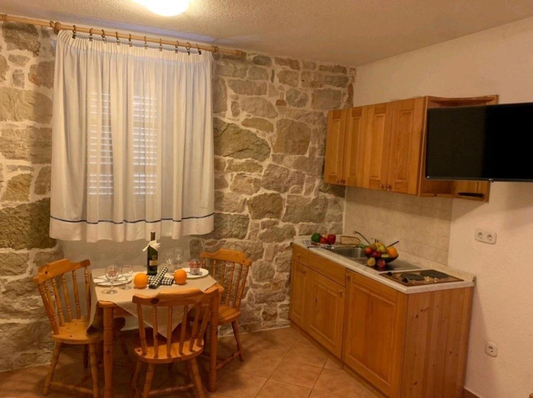 Lovely Studio Apartments Mali Raj Vrsar Dış mekan fotoğraf