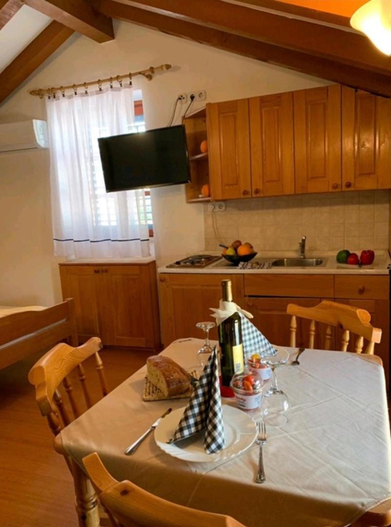 Lovely Studio Apartments Mali Raj Vrsar Dış mekan fotoğraf